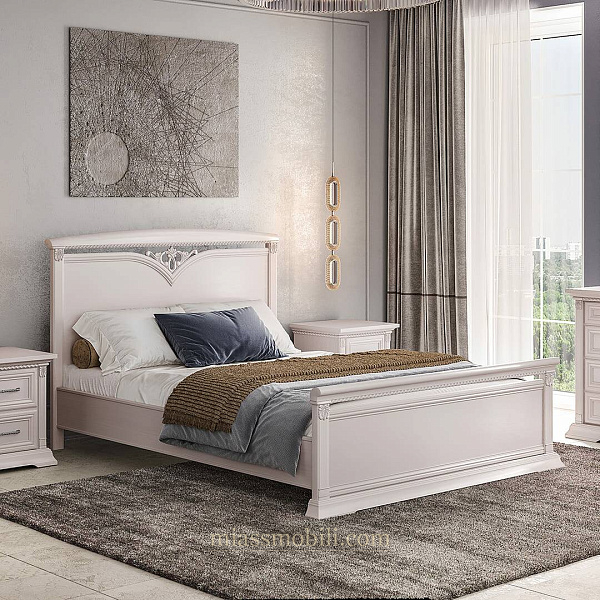 Кровать двойная Lorenzo пудра с ножной спинкой.